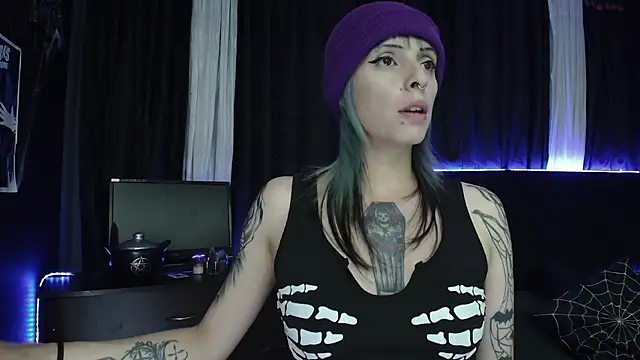 Snapshot of Goddess_Mortem chatting on September 29, 10:48 pm Goddess Mortem online show from September 29, 10:48 pm