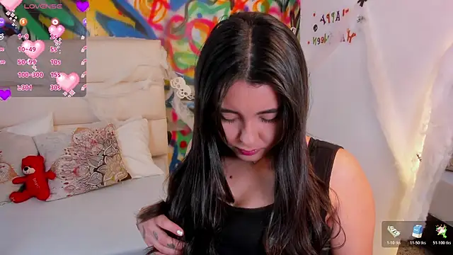 Liana Bernocchi online show from October 24, 8:38 pm