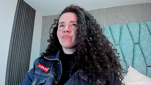 Snapshot of Valeria__soler chatting on September 20, 8:40 pm Valeria soler online show from September 20, 8:40 pm