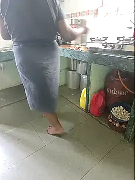 NEHA-DESHI online show from November 8, 8:30 am