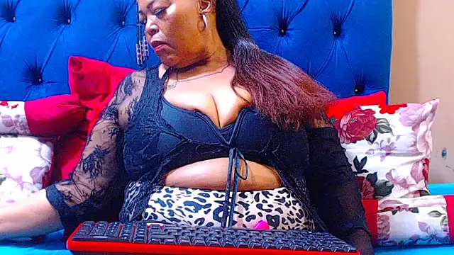 ebonycandy10 online show from October 1, 6:18 am