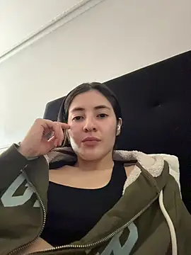 Pric3sgabi online show from November 18, 1:39 am