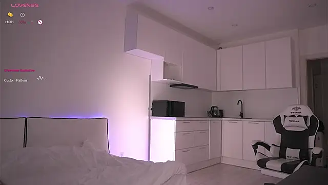 haileyishere online show from March 22, 11:44 pm