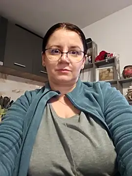 KristenVega online show from December 4, 10:28 am