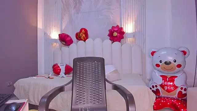 NastassjaCandy online show from February 16, 7:36 pm