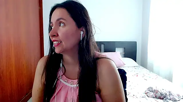 emely sexx20 online show from November 21, 3:25 pm