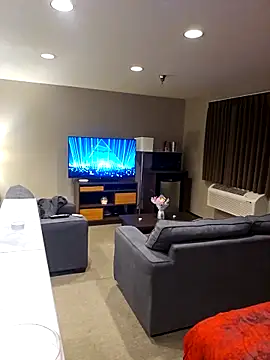 mollyfourtune online show from January 6, 11:58 am