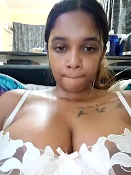 Indianqueen03 online show from November 23, 4:52 pm