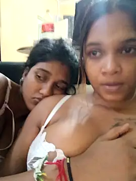 Indianqueen03 online show from October 24, 7:32 pm