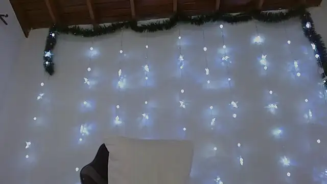  diana cute online show from December 18, 8:46 pm