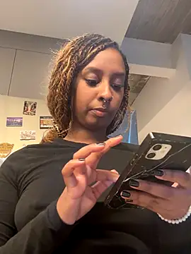 Your Paris online show from October 17, 11:41 pm