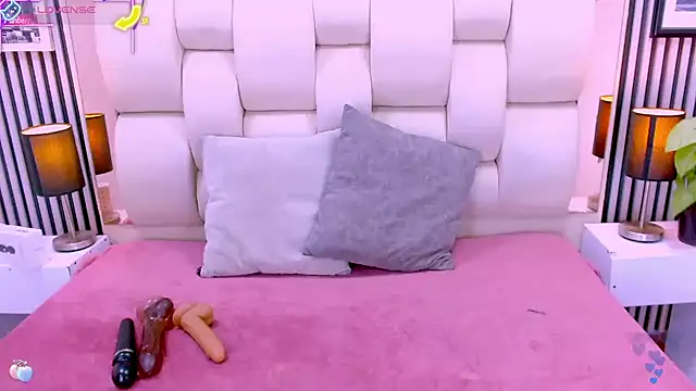 sarah cream online show from December 14, 5:57 am