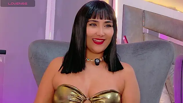 Evangeline Taylorr online show from December 3, 1:13 pm