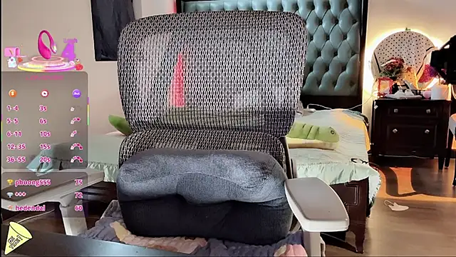 Berrysweet 68 online show from October 15, 7:44 am