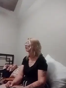 xWhoreAbleX Pika online show from October 21, 8:07 am