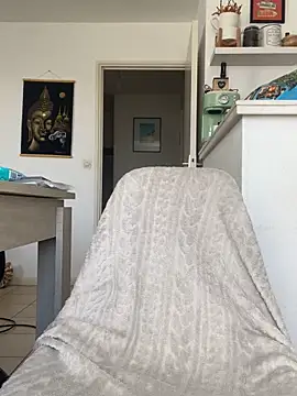 Luccreccia  online show from November 21, 10:06 am