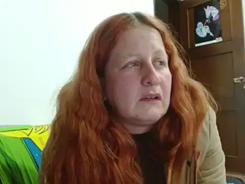 ViioletaMora online show from October 15, 5:21 am