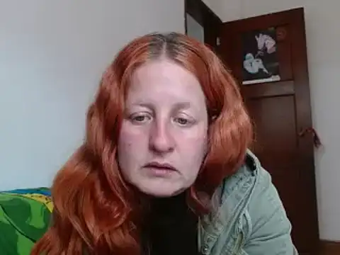 ViioletaMora online show from October 18, 8:43 pm