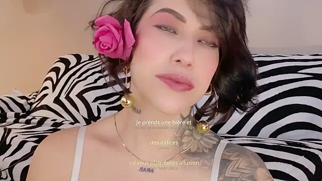 Hannah Borbon online show from June 9, 1:38 am