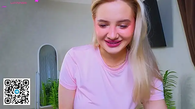 oliviabr0wn0 online show from March 23, 2:18 am