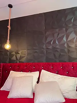 Snapshot of Ema_azel chatting on October 5, 4:01 pm Ema azel online show from October 5, 4:01 pm