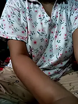 Wifey578 online show from October 14, 8:00 pm