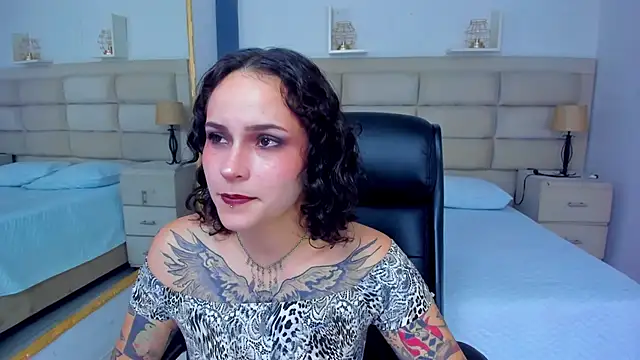 Snapshot of AnnyThompson_ chatting on October 15, 9:28 pm AnnyThompson online show from October 15, 9:28 pm