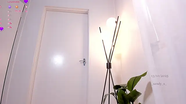  sandy s online show from October 14, 4:26 am