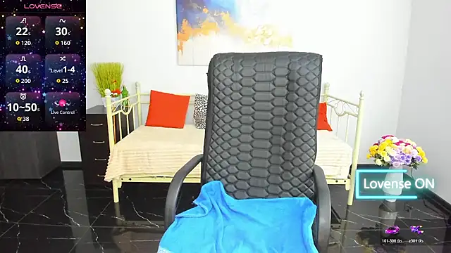 Julia Dean online show from March 16, 1:04 pm