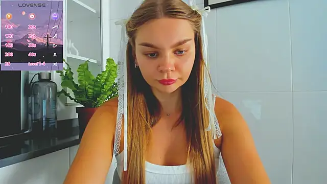 Molly sweetie online show from July 3, 3:07 pm