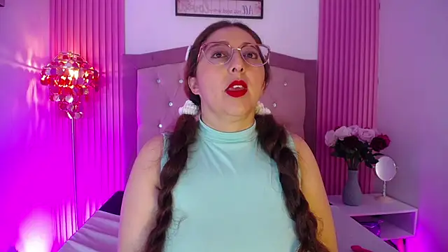 AnnadirtyXo online show from March 2, 4:34 am