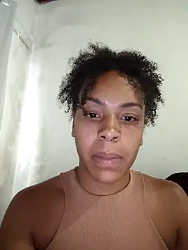 Julia Pretinha online show from April 9, 12:54 pm