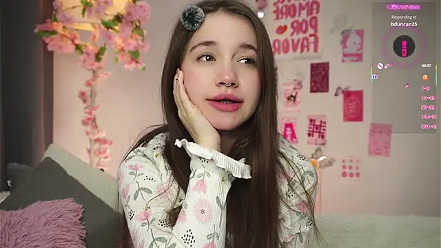 AmiLewis online show from January 10, 1:10 am