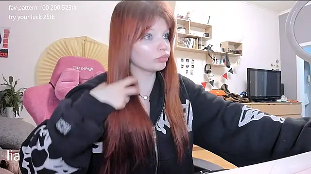 lil lia online show from March 23, 11:22 pm