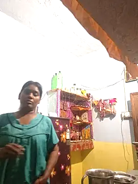Priyasexcpl online show from April 28, 1:26 pm