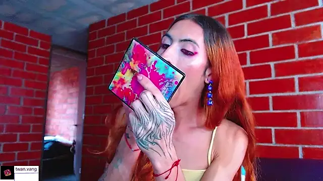 Trix fiore oficial online show from March 29, 10:20 pm