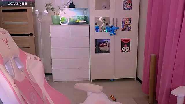 Britney Lynch online show from November 23, 11:06 pm