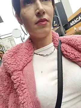 Irresistible24 online show from November 14, 8:42 pm