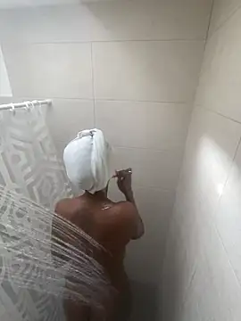 SUUKAM online show from February 22, 2:07 pm