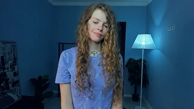 RayaNenlia online show from February 20, 5:06 am