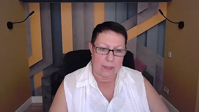 BarbaraTurners online show from November 14, 7:36 pm