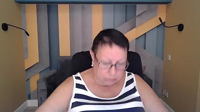 Snapshot of BarbaraTurners chatting on September 15, 6:37 pm BarbaraTurners online show from September 15, 6:37 pm