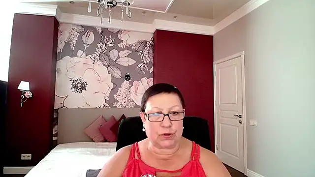 Snapshot of BarbaraTurners chatting on September 28, 11:48 am BarbaraTurners online show from September 28, 11:48 am