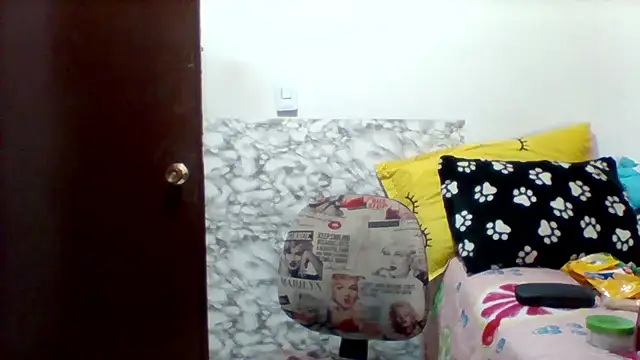 Snapshot of Alisson_brand chatting on September 19, 4:17 pm Alisson brand online show from September 19, 4:17 pm