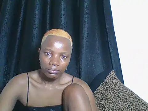 Snapshot of AfricanPrincess24 chatting on September 20, 3:27 am AfricanPrincess24 online show from September 20, 3:27 am