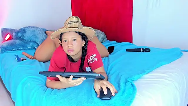 Emily Coper18 online show from September 16, 2:14 pm