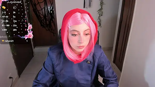 Snapshot of Violetaarey chatting on October 17, 12:02 am Violetaarey online show from October 17, 12:02 am