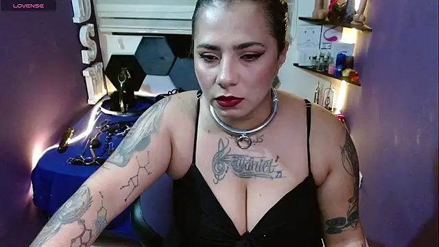 Alexa Slavehot777 online show from February 25, 12:20 am