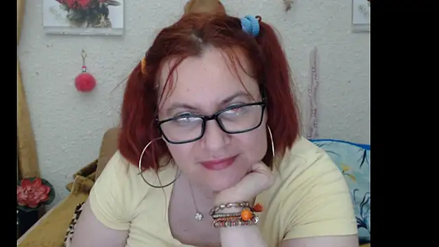 PlayfullMature online show from October 17, 4:05 am