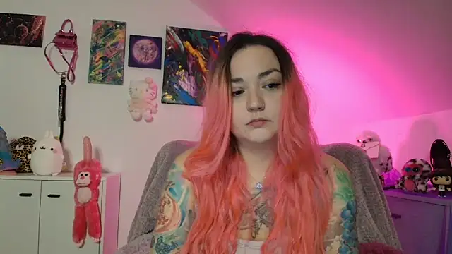 PinkHurricaneOfficial online show from October 17, 8:45 pm